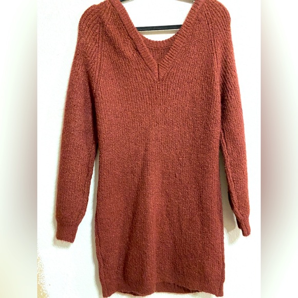 NEW Blue Rain size Small Burgundy V back sweater dress - Picture 3 of 5